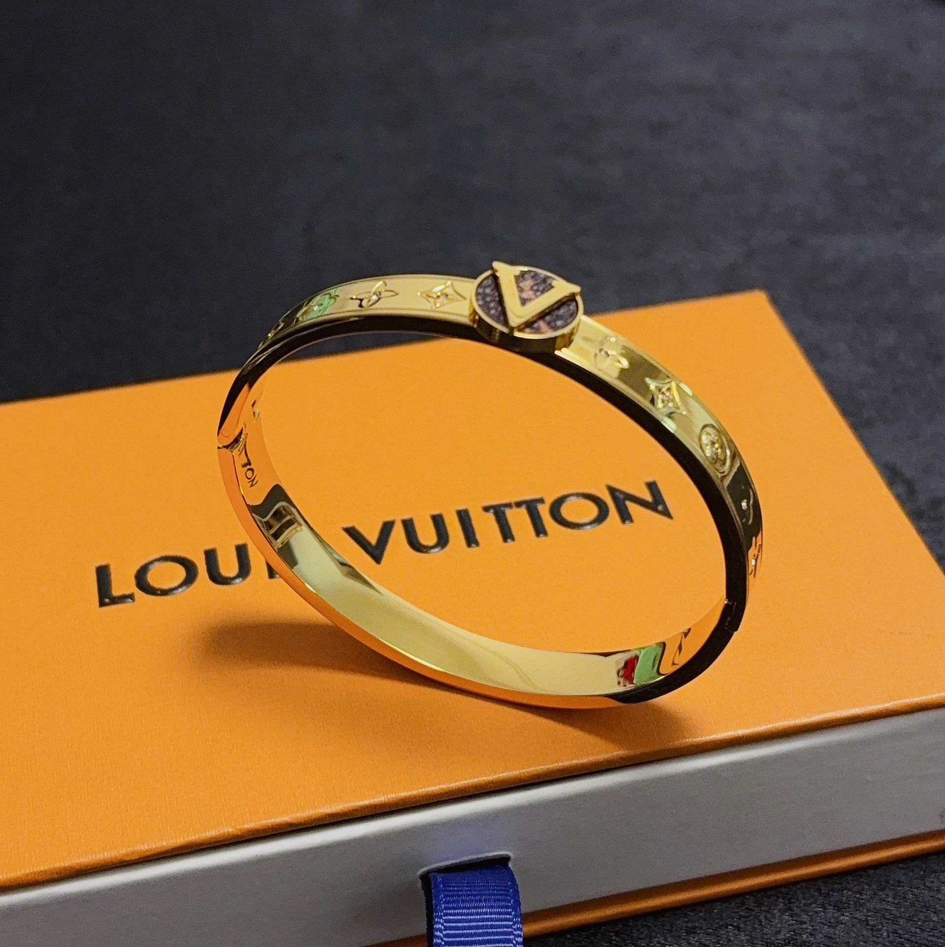 LV Bracelet