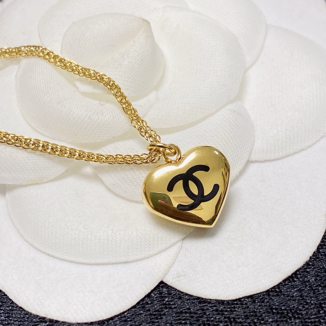 CHANEL Necklace