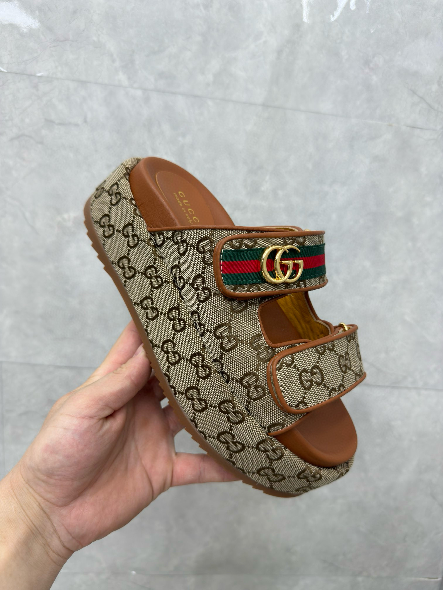 GUCCI Slippers