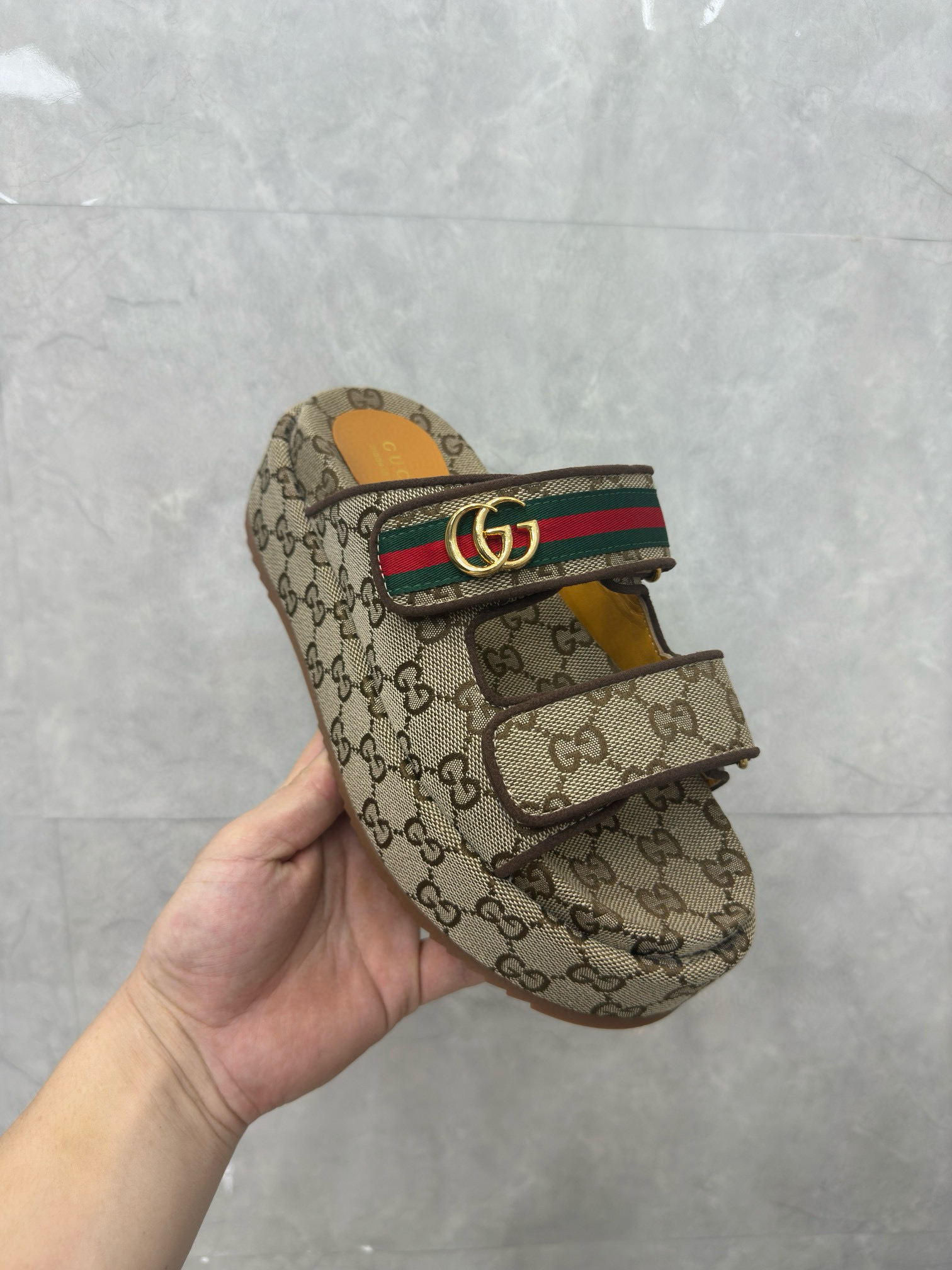 GUCCI Slippers