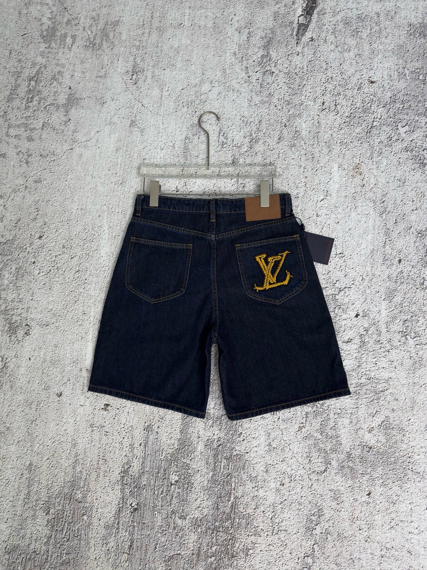 LV Set