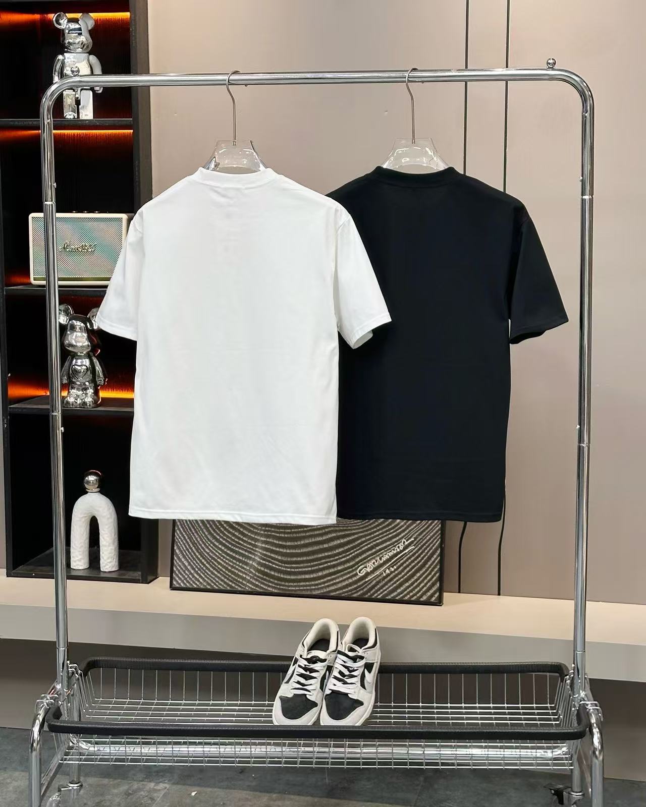 MONCLER T shirt