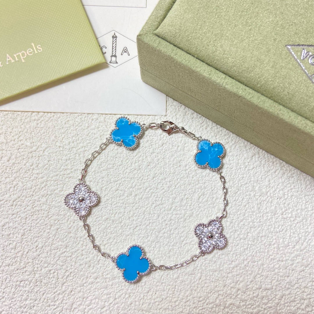 Van Cleef & Arpels Bracelet