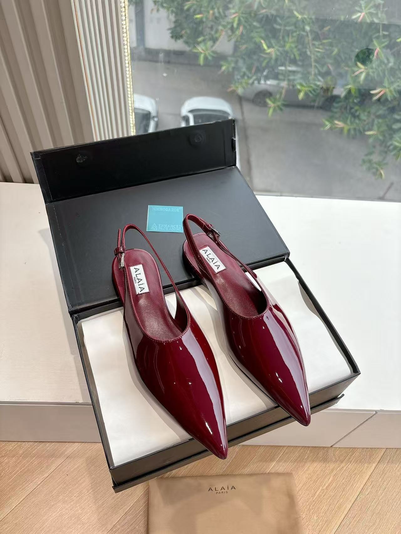 ALAIA Sandals