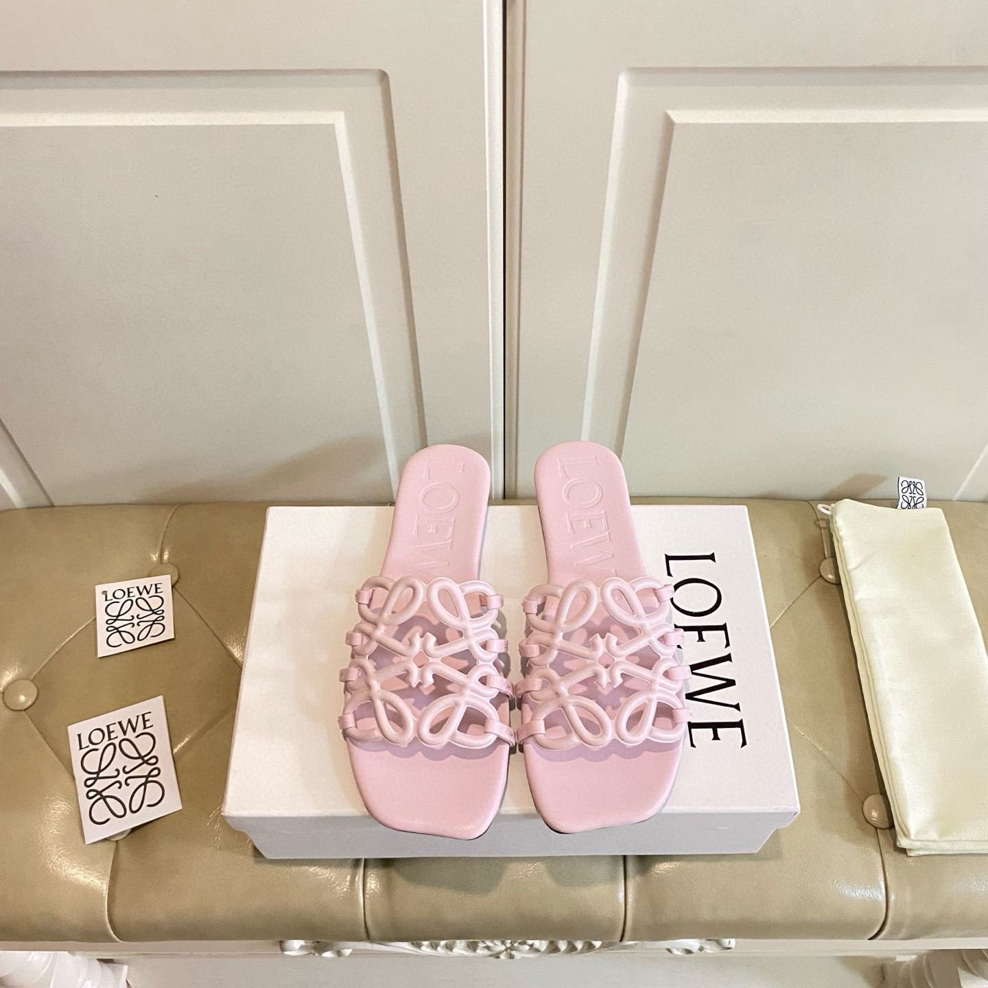 LOEWE Slippers