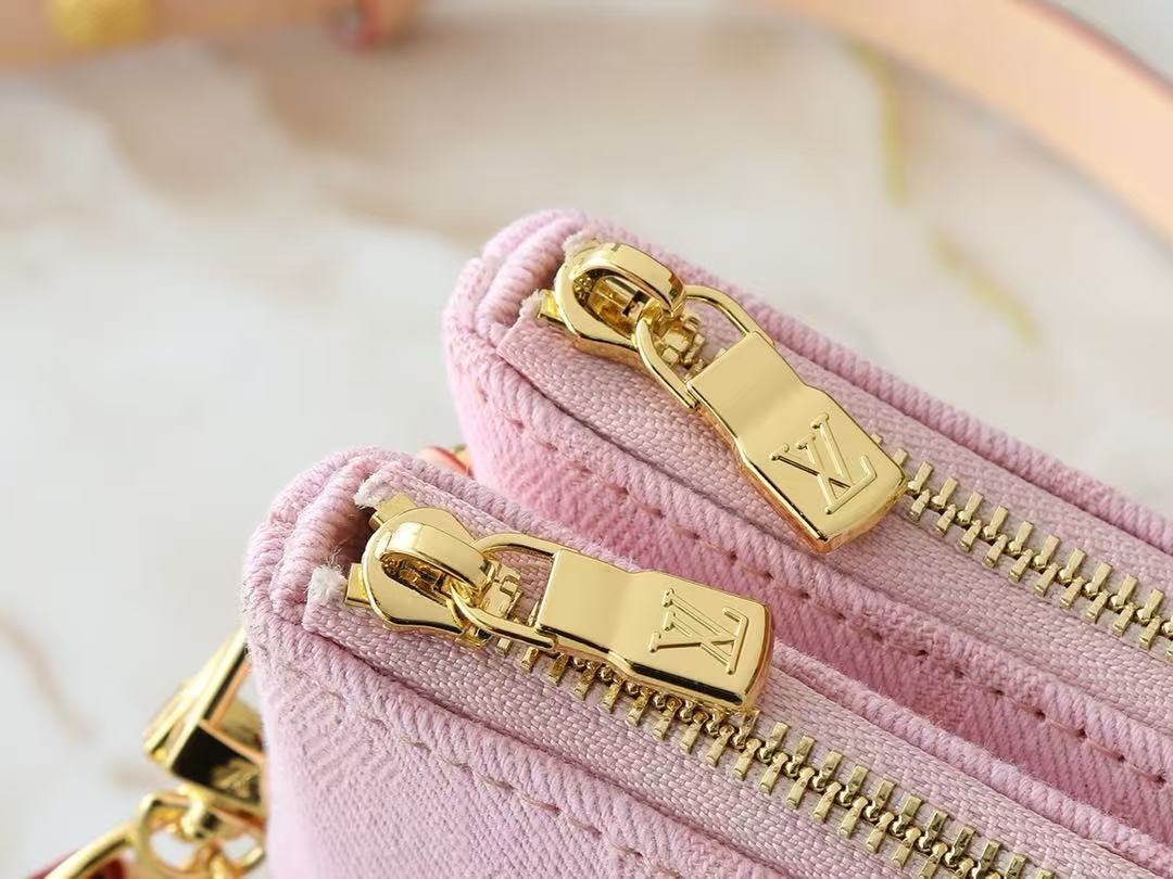 LV pochette handbag 24.5cm