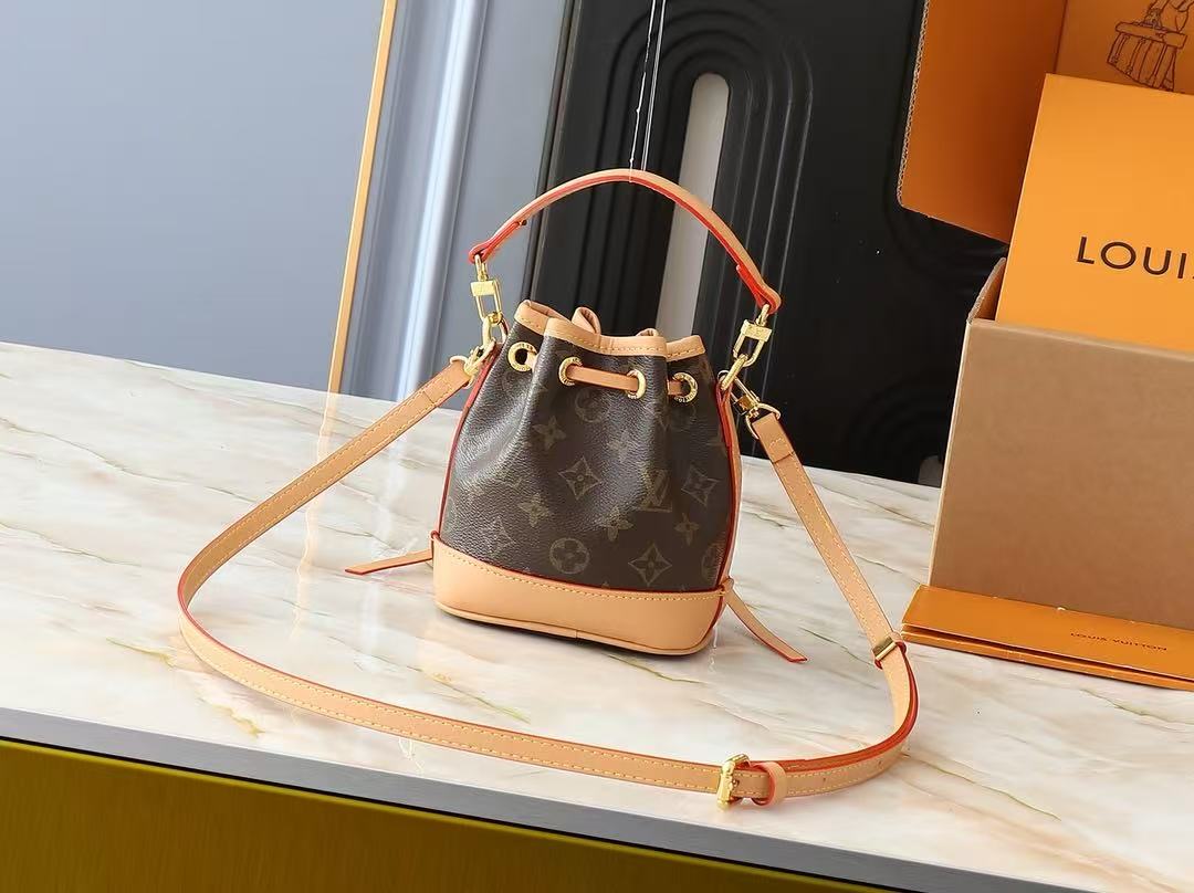 LV Nano Noe Bags （16*13*10cm）