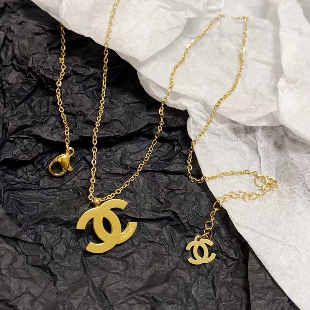CHANEL Necklace