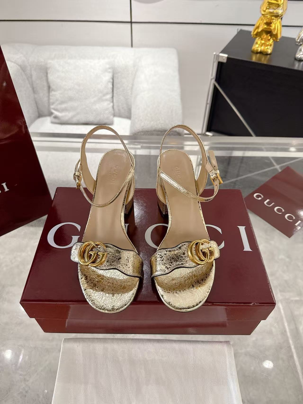 GUCCI Sandals
