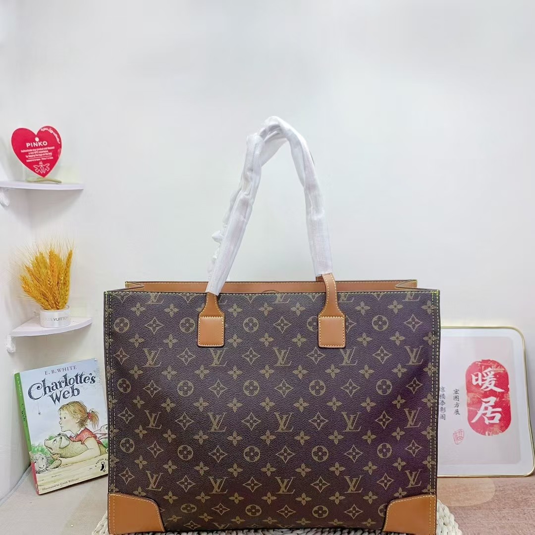 LV Bag