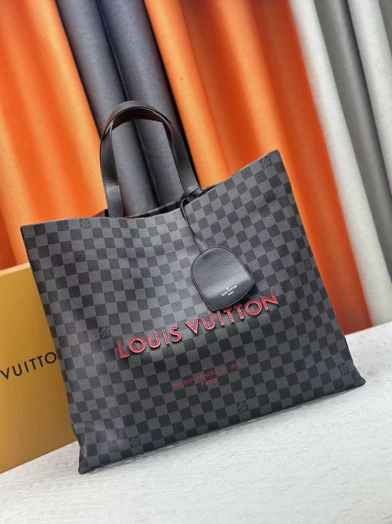 LV Tote Bag